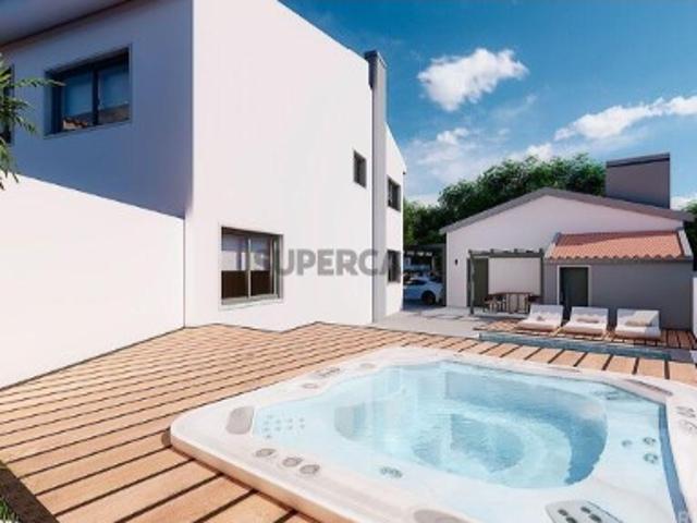 Casa venda em Cruz da Légua, Porto De Mós