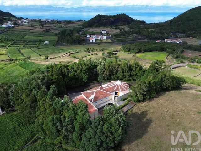 Casa venda em Ribeirinha, Lajes do Pico