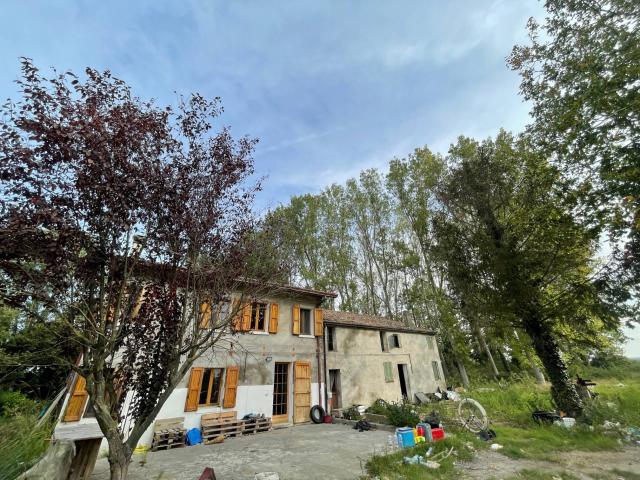 Villa Indipendente in vendita a Guarda, Riva del Po