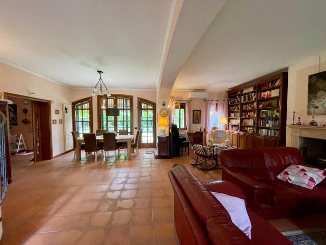 Villa Indipendente in vendita a Voghiera, Reggio Emilia