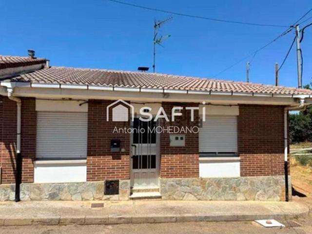 Casa en venta en Villamañán, Castilla y León