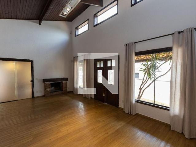 Casa aluguel em Região Geográfica Imediata de Belo Horizonte, Região Metropolitana de Belo Horizonte