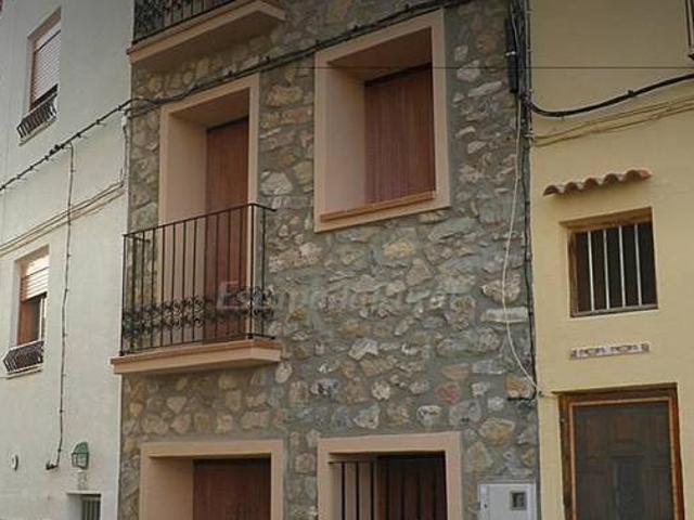 Casa en alquiler en Caudiel