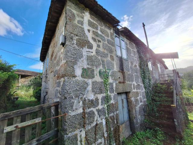 Casa en venta en Leiro, O Ribeiro