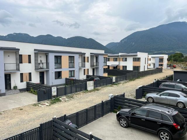 Casă vânzări în Zarnesti, Brașov