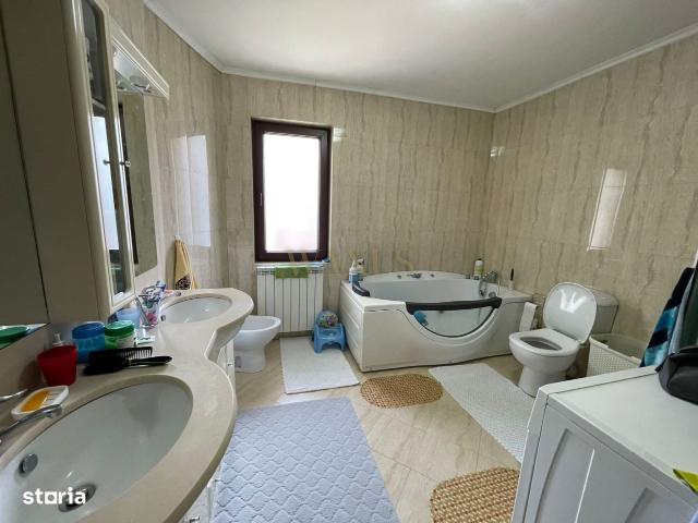 Casă vânzări