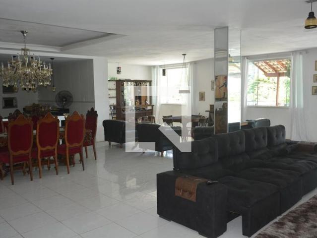 Casa aluguel em Região Geográfica Imediata do Rio de Janeiro, Região Metropolitana do Rio de Janeiro