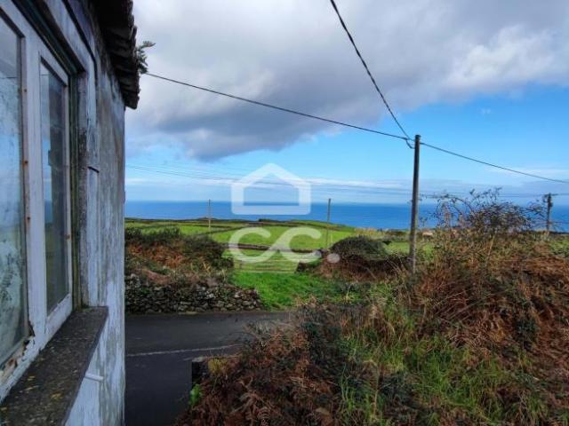Casa venda em Açores, Altares