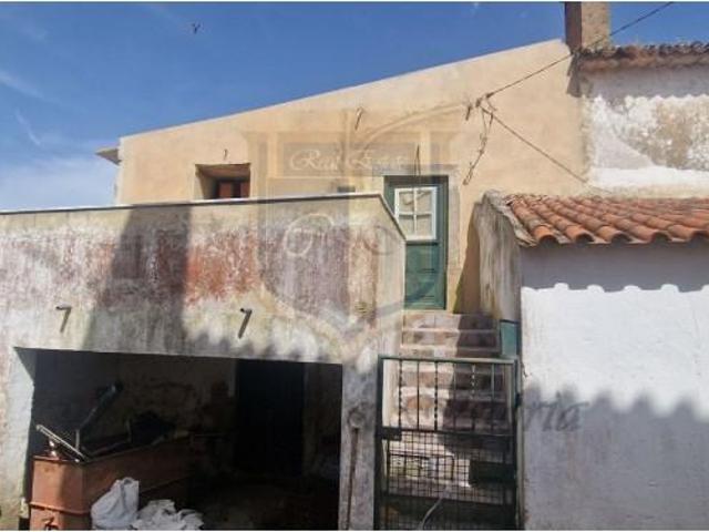 Casa venda em Alenquer (Santo Estêvão e Triana), Alenquer