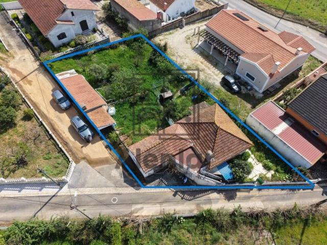 Casa venda em Alenquer (Santo Estêvão e Triana), Alenquer