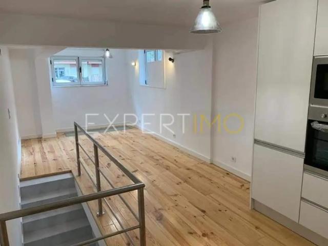 Casa venda em Damaia, Amadora