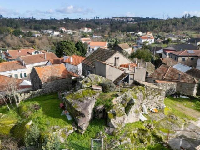 Casa venda em Mourilhe, Viseu