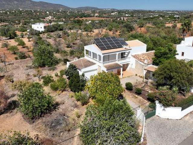Casa venda em Montarroio, Olhão