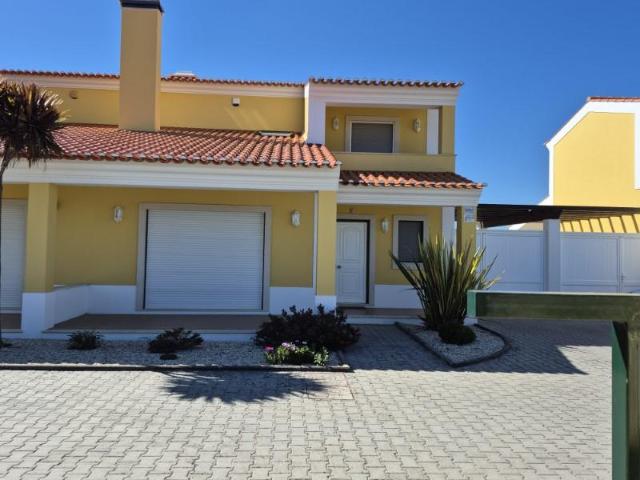 Casa venda em Alcobaça, Leiria