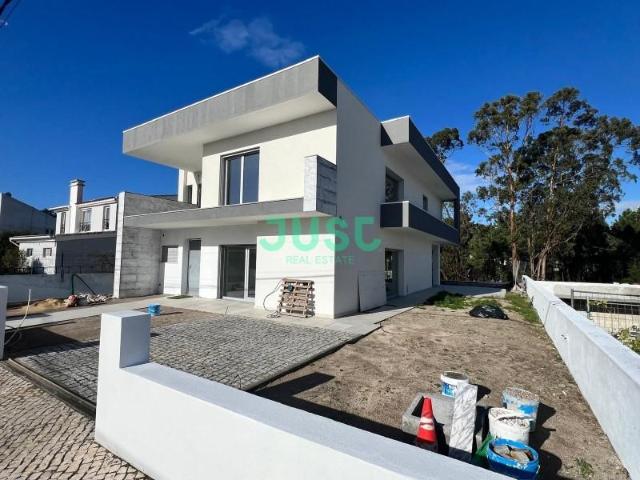 Casa alugar em Almada, Setúbal