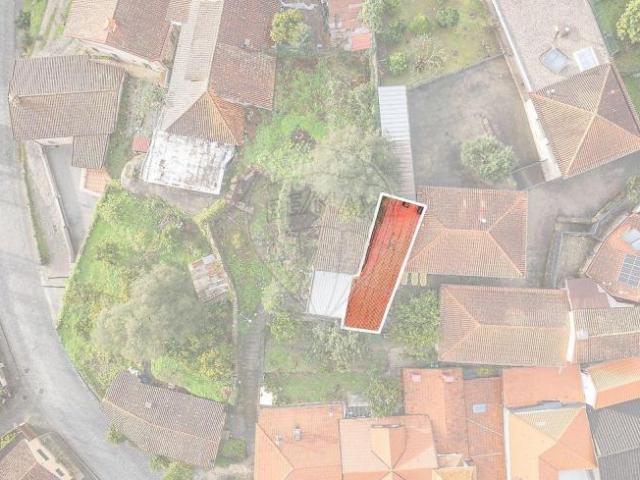 Casa venda em Bouro (Santa Maria), Amares