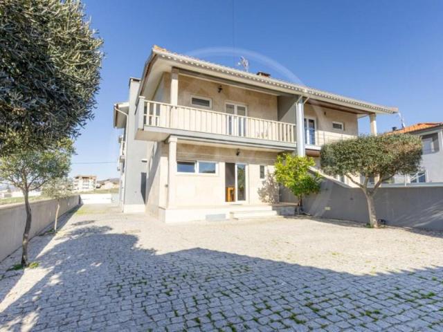 Casa venda em Chaves, Vila Real
