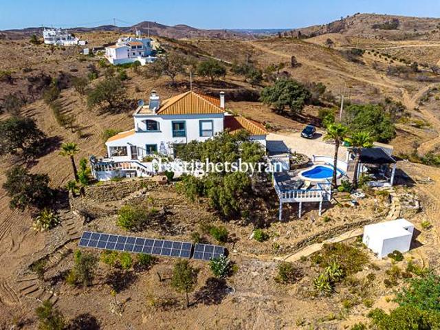 Casa venda em Açores, Conceição