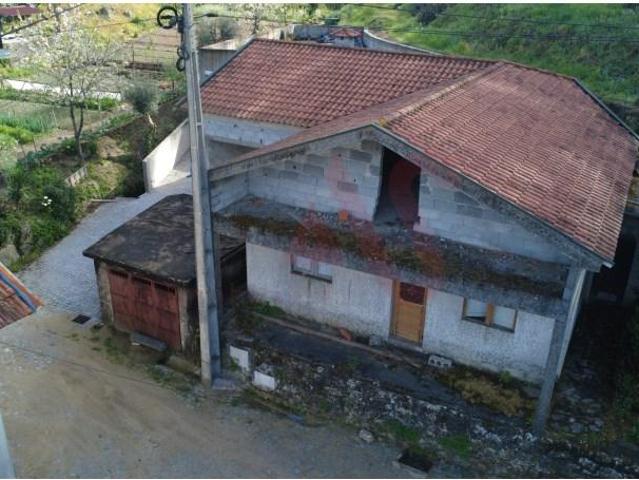 Casa venda em Felgueiras, Sendim