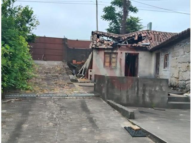 Casa venda em Silvares, Guimarães
