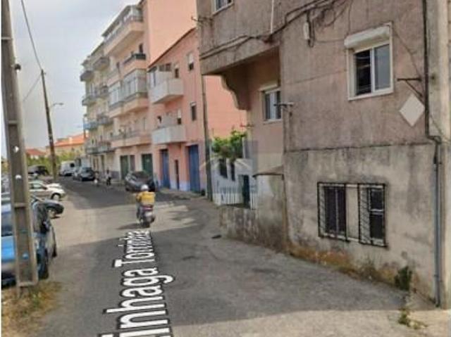 Casa venda em Santa Clara, Lisboa