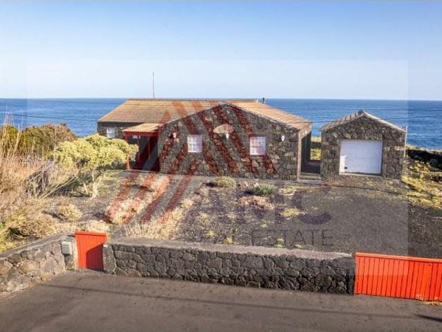 Casa venda em Açores, Madalena