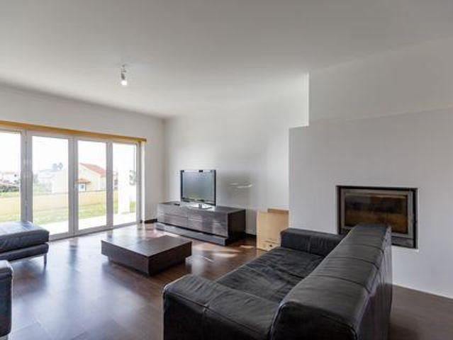 Casa alugar em Santo Isidoro, Mafra