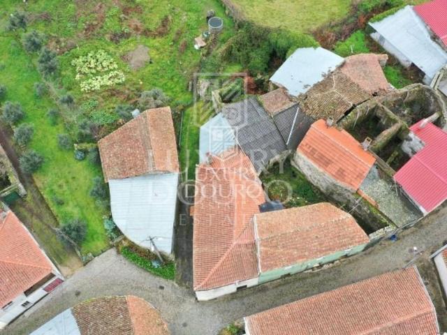 Casa venda em Mourilhe, Viseu