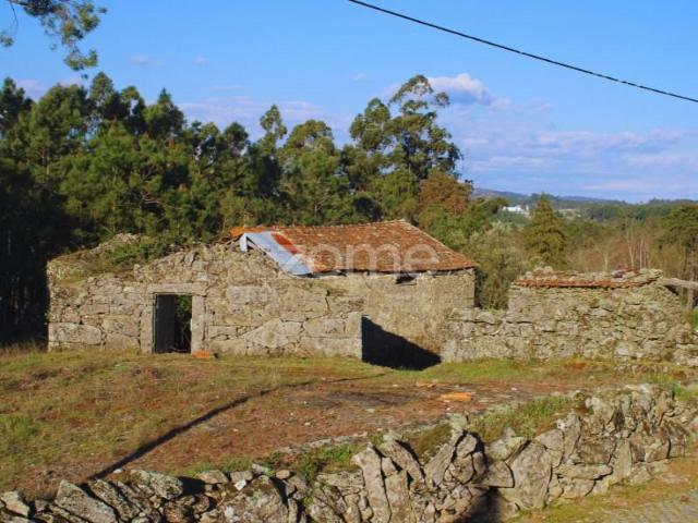 Casa venda em Mourilhe, Viseu