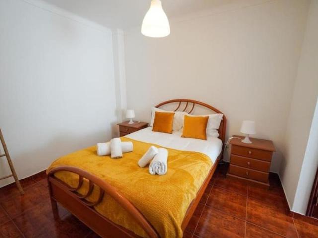 Casa alugar em Pederneira, Leiria