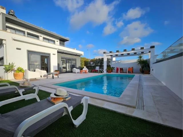 Casa alugar em Bairro Nossa Senhora da Luz, Óbidos