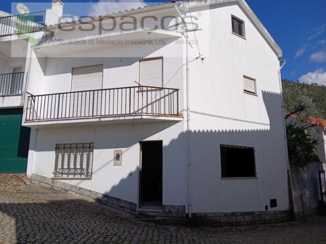 Casa venda em Castelo Branco, Oleiros