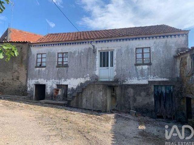 Casa venda em Castelo Branco, Oleiros