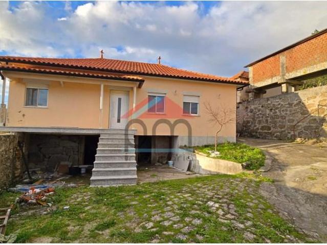 Casa venda em Valença, Viana Do Castelo