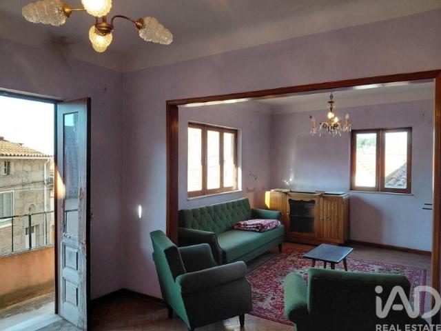 Casa venda em Castelo Branco, Caria