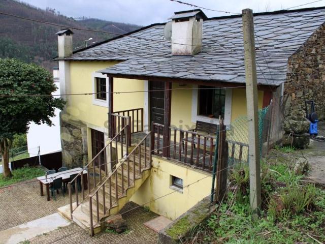 Casa venda em Nespereira, Viseu
