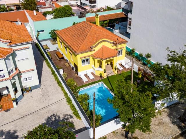 Casa alugar em Santo António da Caparica, Almada