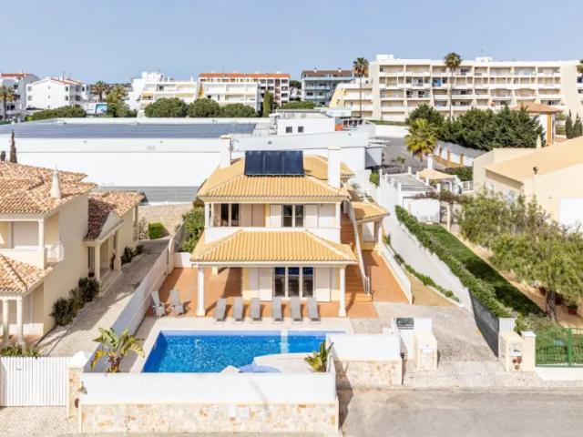Casa alugar em Galé, Albufeira
