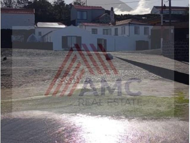 Casa venda em Açores, Madalena