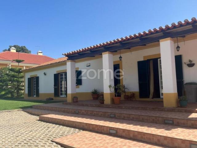Casa alugar em Santiago Do Cacém