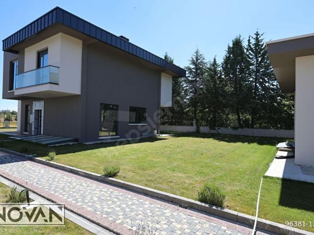 Gölbaşi, Ankara içerisinde satılık Villa