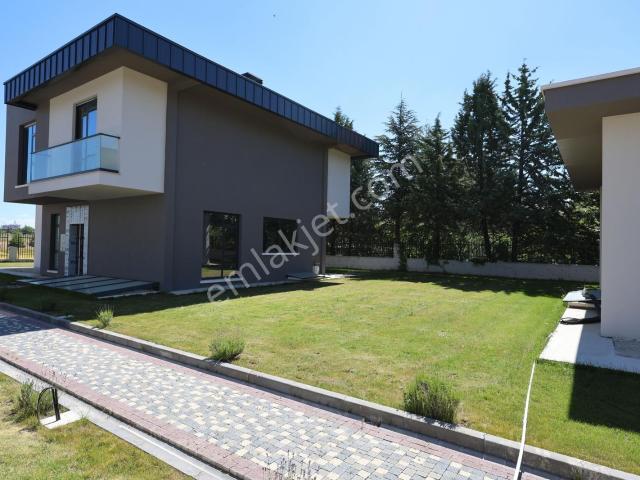 Gölbaşi, Ankara içerisinde satılık Villa