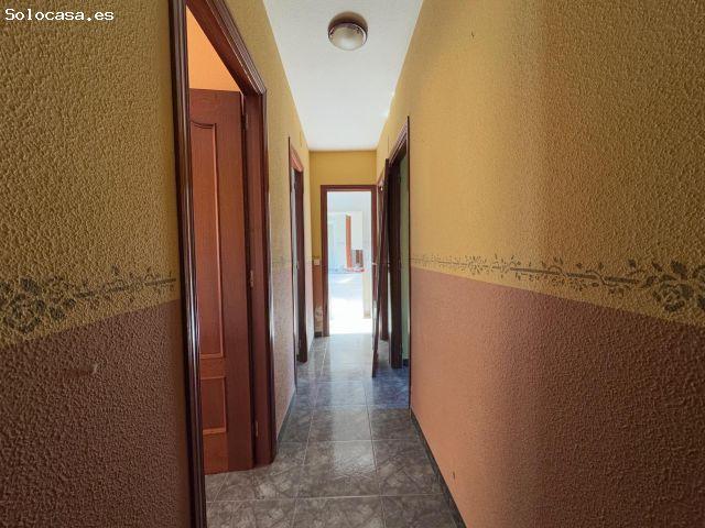 Casa en venta en Madroñera, Extremadura