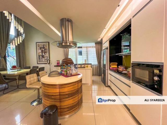 House for sale in Petaling, Damansara Damai