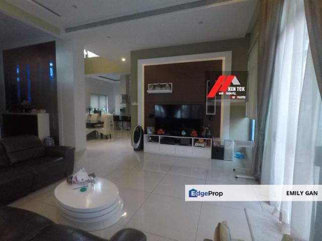 House for sale in Petaling, Damansara Damai