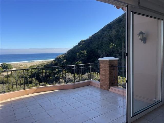Casablanca, Condominio Santa Augusta, Los Almendros