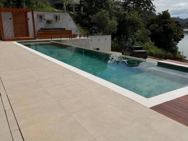 Casa venda em Região Imediata de São José dos Campos, Região Metropolitana do Vale do Paraíba e Litoral Norte