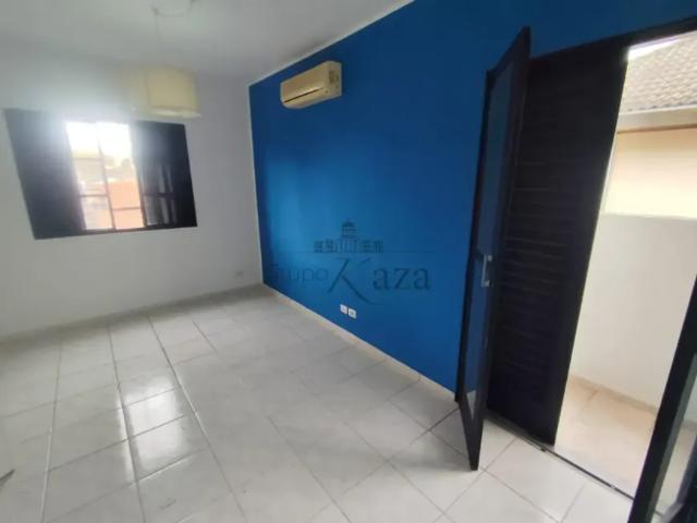 Casa aluguel em Região Imediata de São José dos Campos, Região Metropolitana do Vale do Paraíba e Litoral Norte
