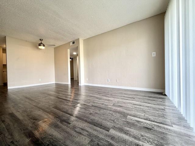 Apartment for rent in West and East Lealman, Pinellas County