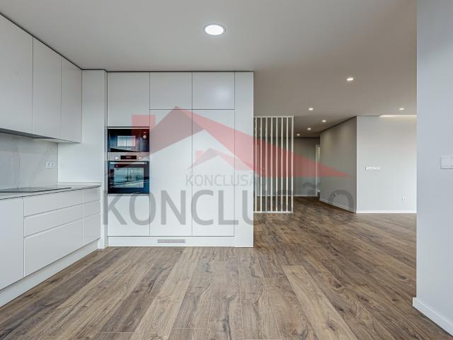 Apartamento venda em Sobralinho, Lisboa